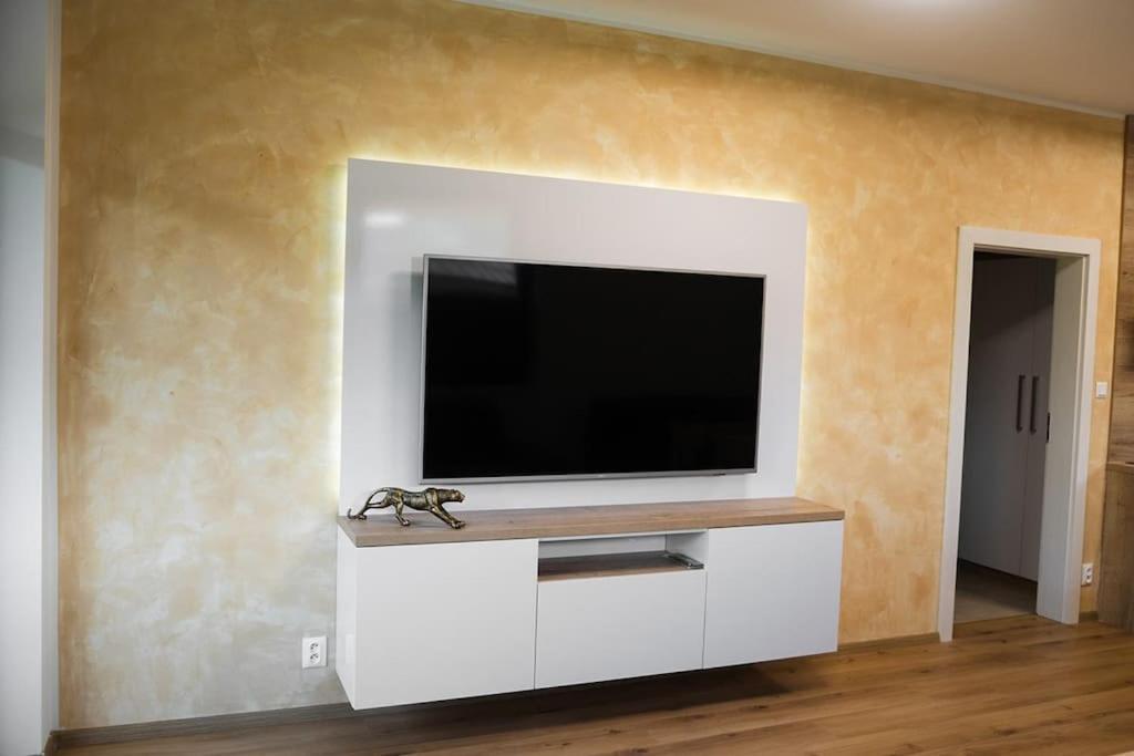 Ubytovani V Beskydech - Apartman Patrik Čeladná Bagian luar foto
